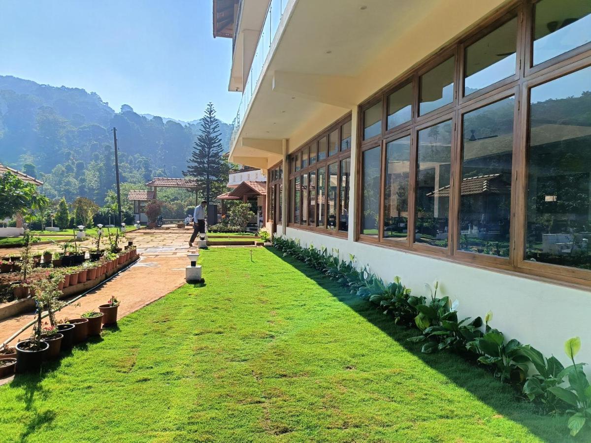 Hill Crest Resort - Coorg Madikeri Eksteriør bilde