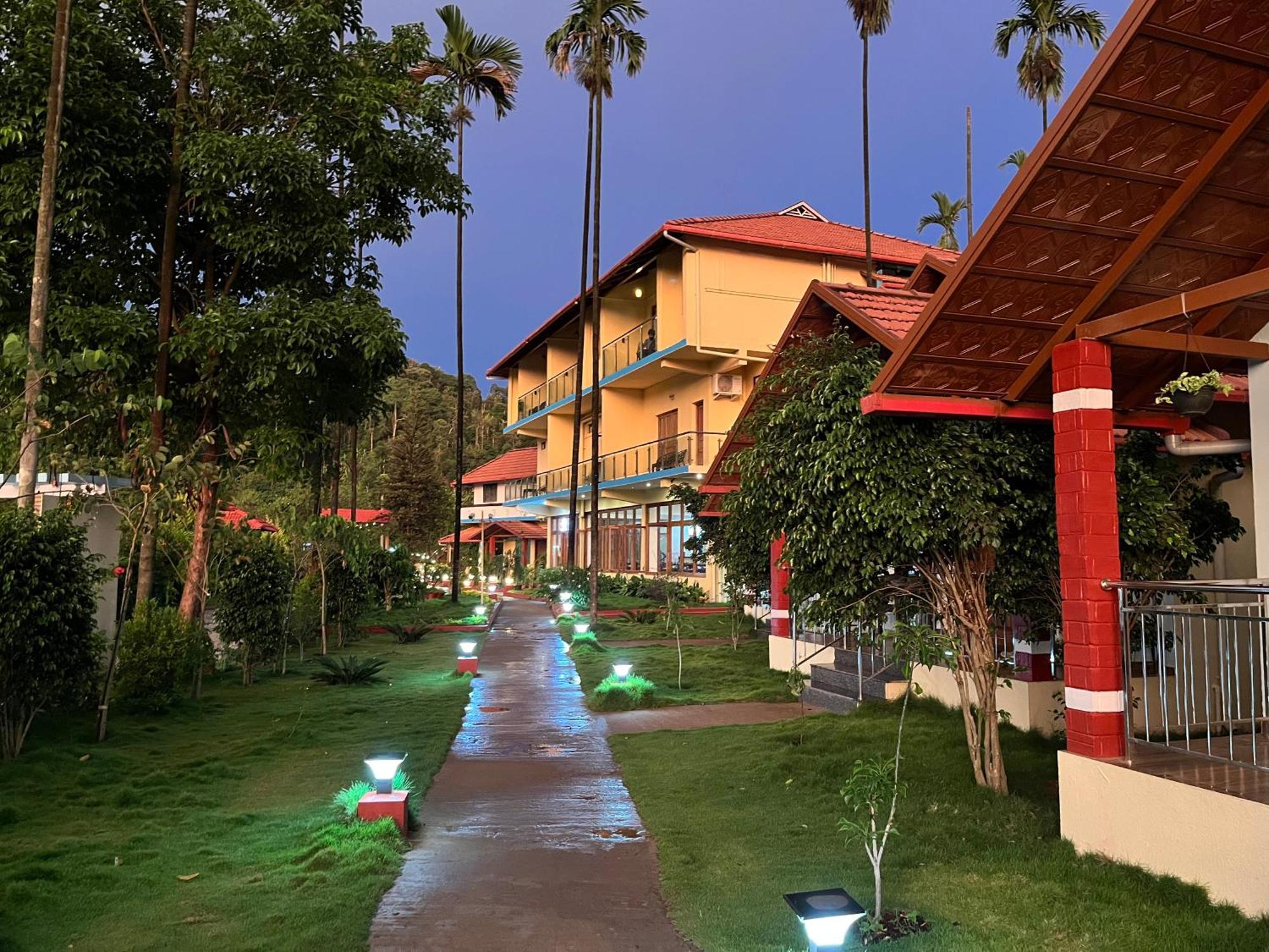 Hill Crest Resort - Coorg Madikeri Eksteriør bilde
